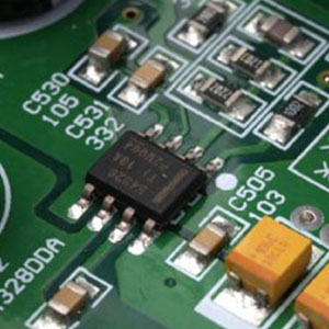 深圳三星貼片電容代理商：電腦主板上貼片電容大小怎么看？